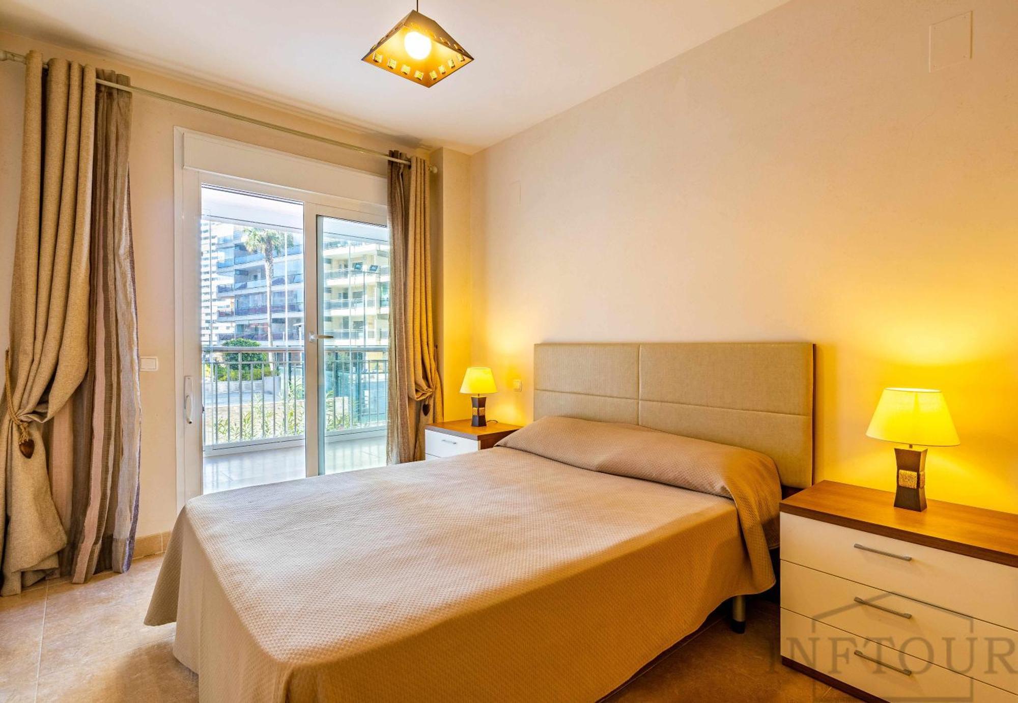 Inftour Porto Azul 1 Apartamento カルプ エクステリア 写真