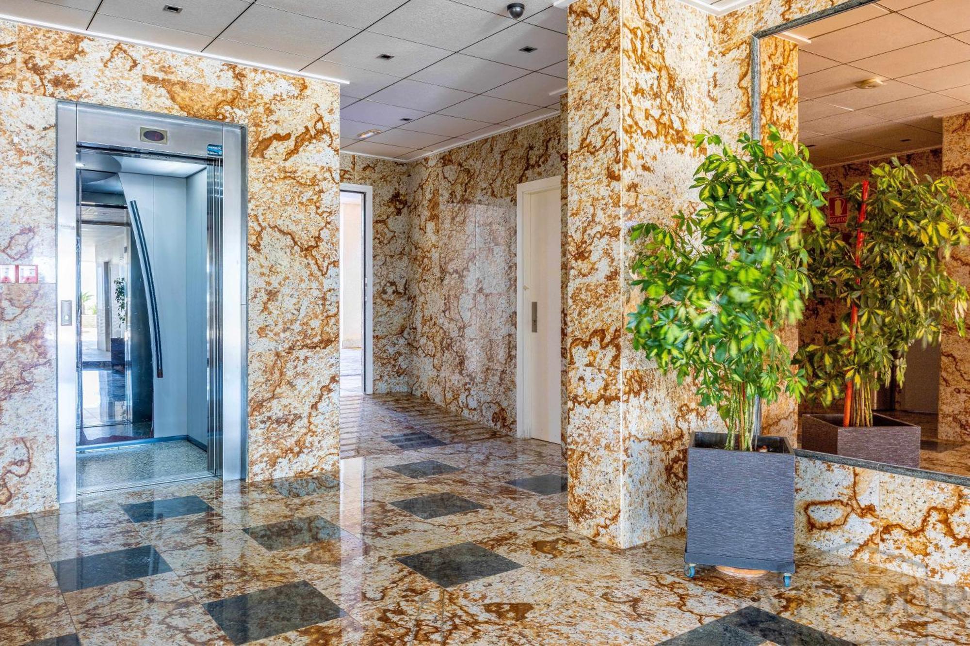 Inftour Porto Azul 1 Apartamento カルプ エクステリア 写真